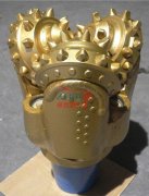三牙轮钻头·镶齿(硬质合金齿)三牙轮钻头和铣齿(钢齿)三牙轮钻头